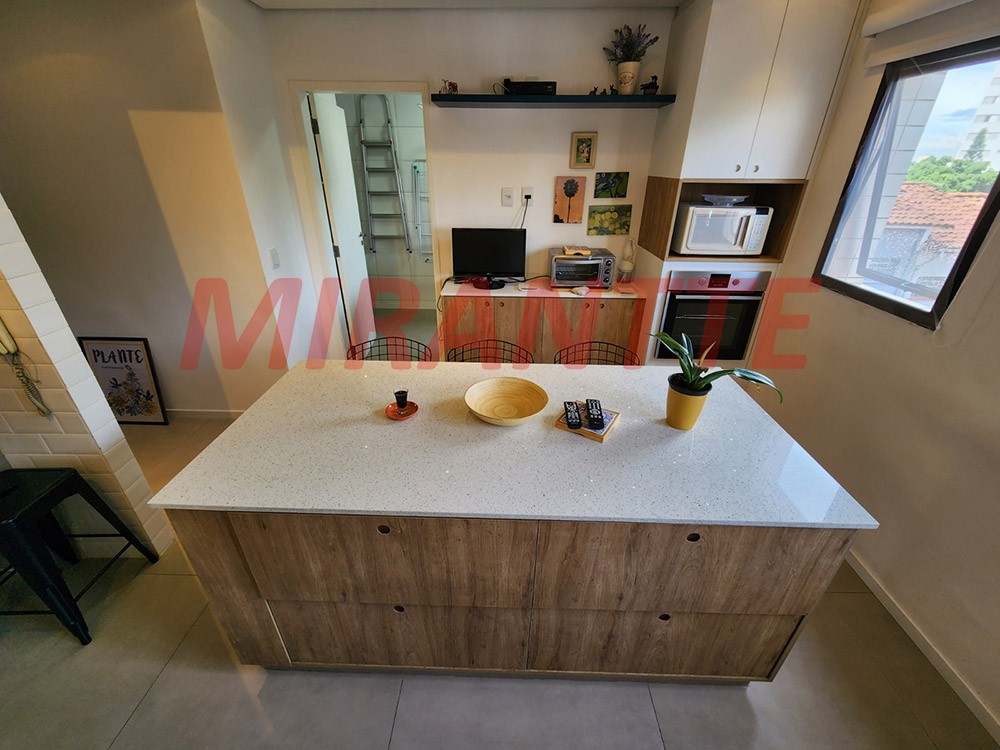 Apartamento de 147m² com 4 quartos em Água Fria