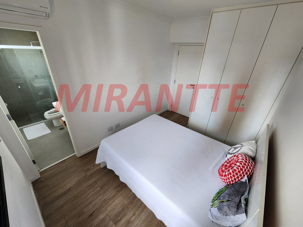 Apartamento de 147m² com 4 quartos em Água Fria