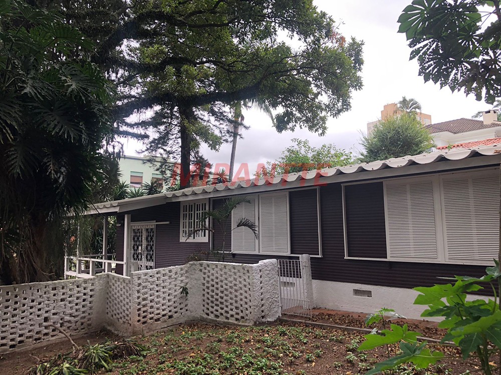 Sobrado de 220m² com 3 quartos em Tremembe