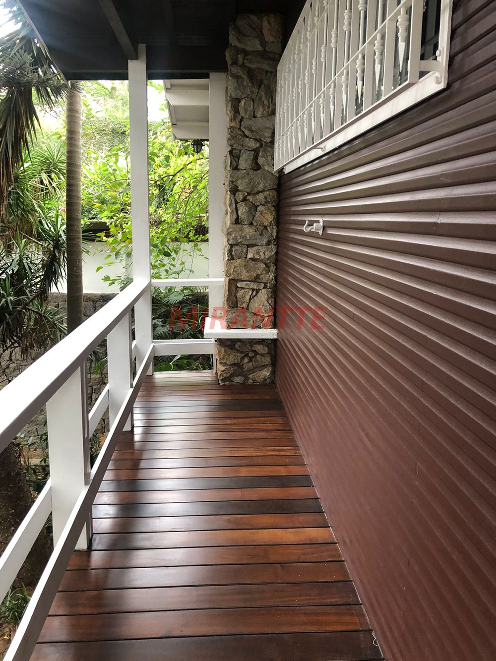 Sobrado de 220m² com 3 quartos em Tremembe