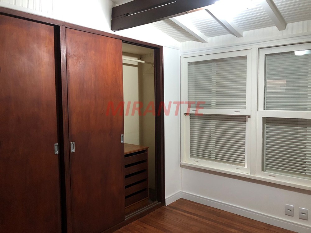Sobrado de 220m² com 3 quartos em Tremembe