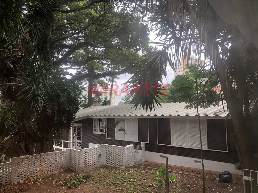 Sobrado de 220m² com 3 quartos em Tremembe