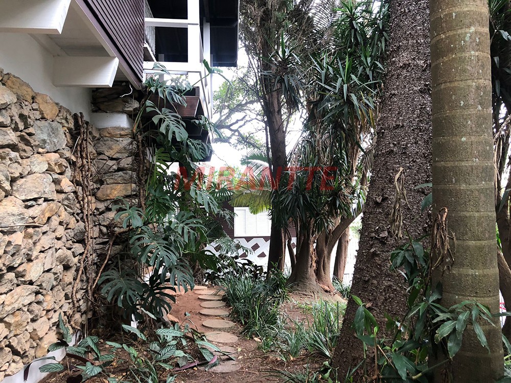 Sobrado de 220m² com 3 quartos em Tremembe