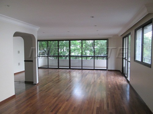 Apartamento de 286m² com 4 quartos em Santa Cecilia