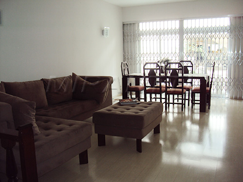 Sobrado de 270m² com 3 quartos em Santana