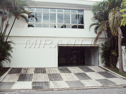 Casa terrea de 400m² com 4 quartos em Jardim São Bento