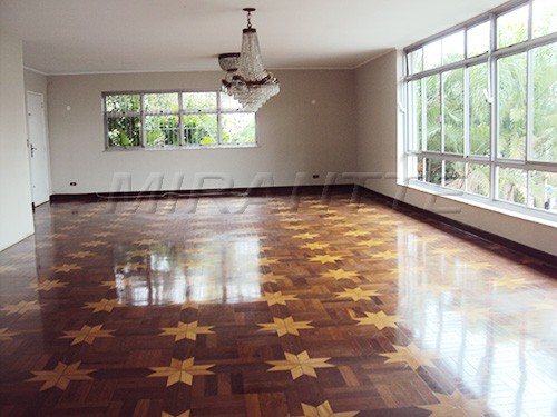 Casa terrea de 400m² com 4 quartos em Jardim São Bento