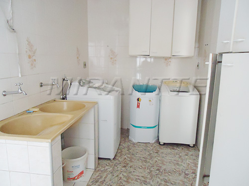 Sobrado de 351m² com 8 quartos em Mandaqui