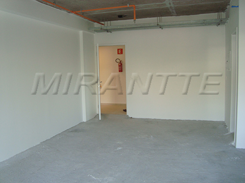 Comercial de 47m² em Santana