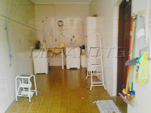 Sobrado de 163m² com 4 quartos em Vila Nova Cachoeirinha