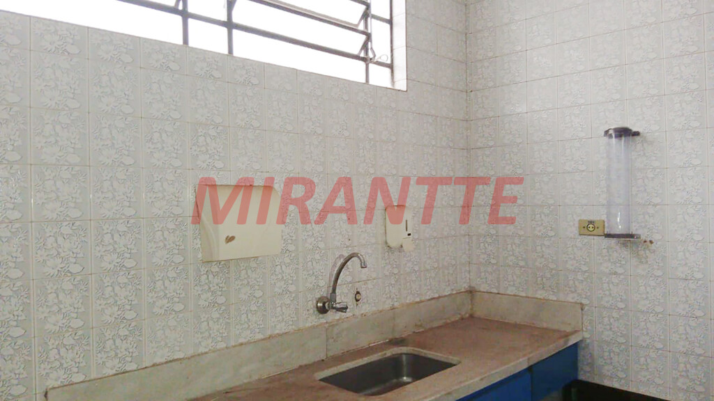 Sobrado de 190m² com 3 quartos em Santana