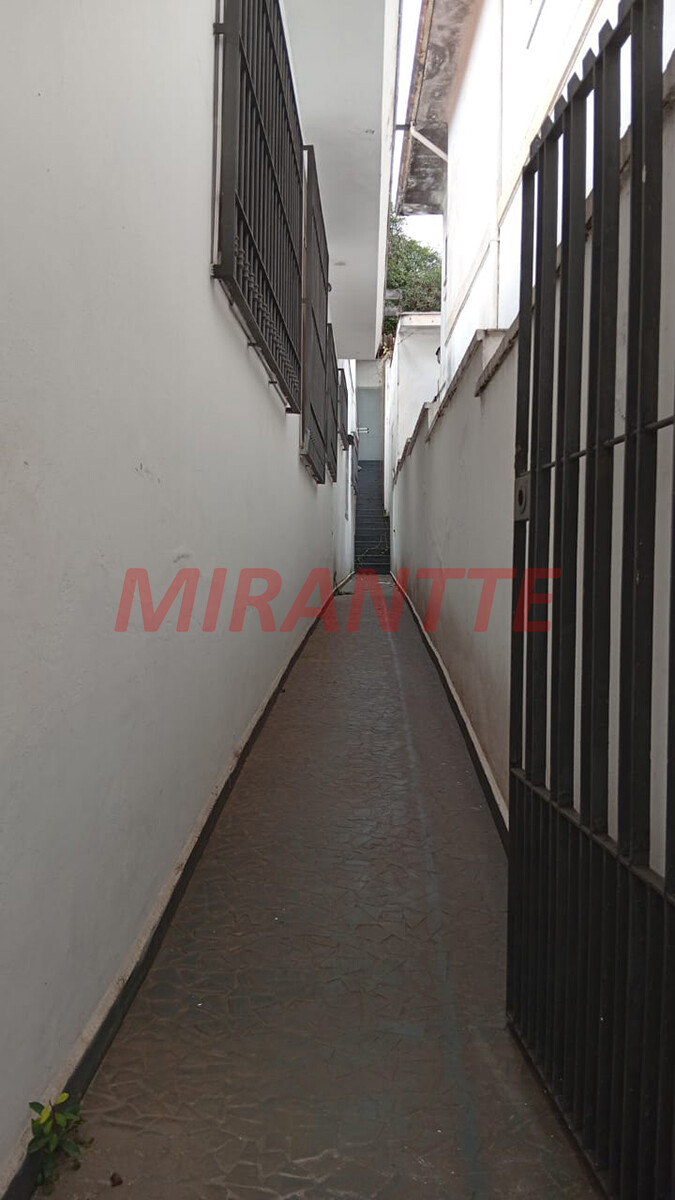 Sobrado de 190m² com 3 quartos em Santana
