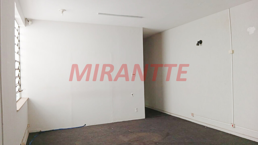 Sobrado de 190m² com 3 quartos em Santana