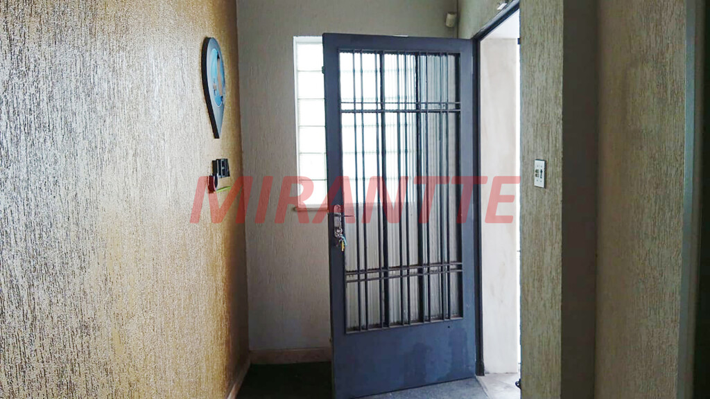 Sobrado de 190m² com 3 quartos em Santana