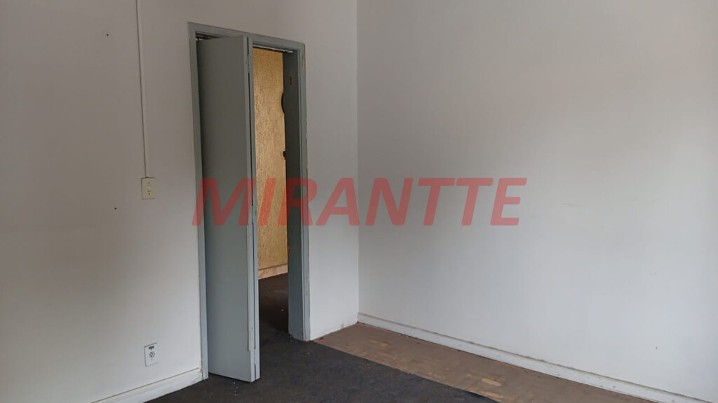 Sobrado de 190m² com 3 quartos em Santana
