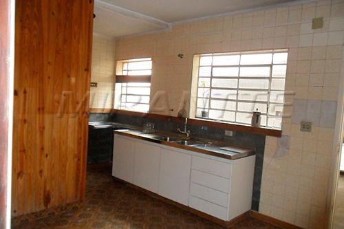 Sobrado de 182m² com 2 quartos em Santana