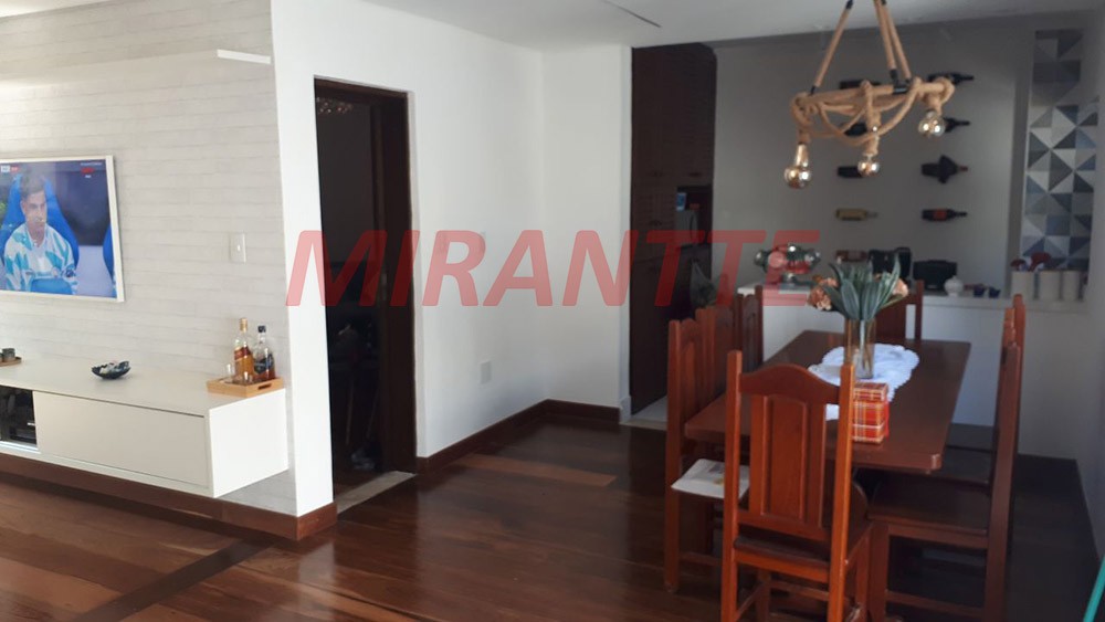 Sobrado de 163m² com 3 quartos em Tremembe