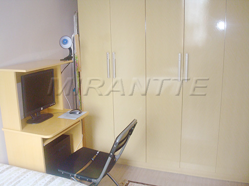 Apartamento de 53m² com 3 quartos em Vila Amalia