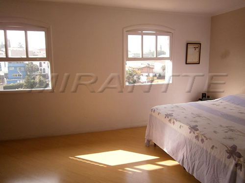 Sobrado de 210m² com 3 quartos em Jardim França