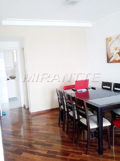 Apartamento de 132m² com 3 quartos em Lapa