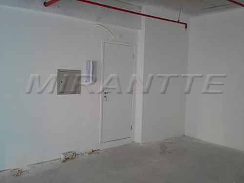 Conjunto comercial em Santana