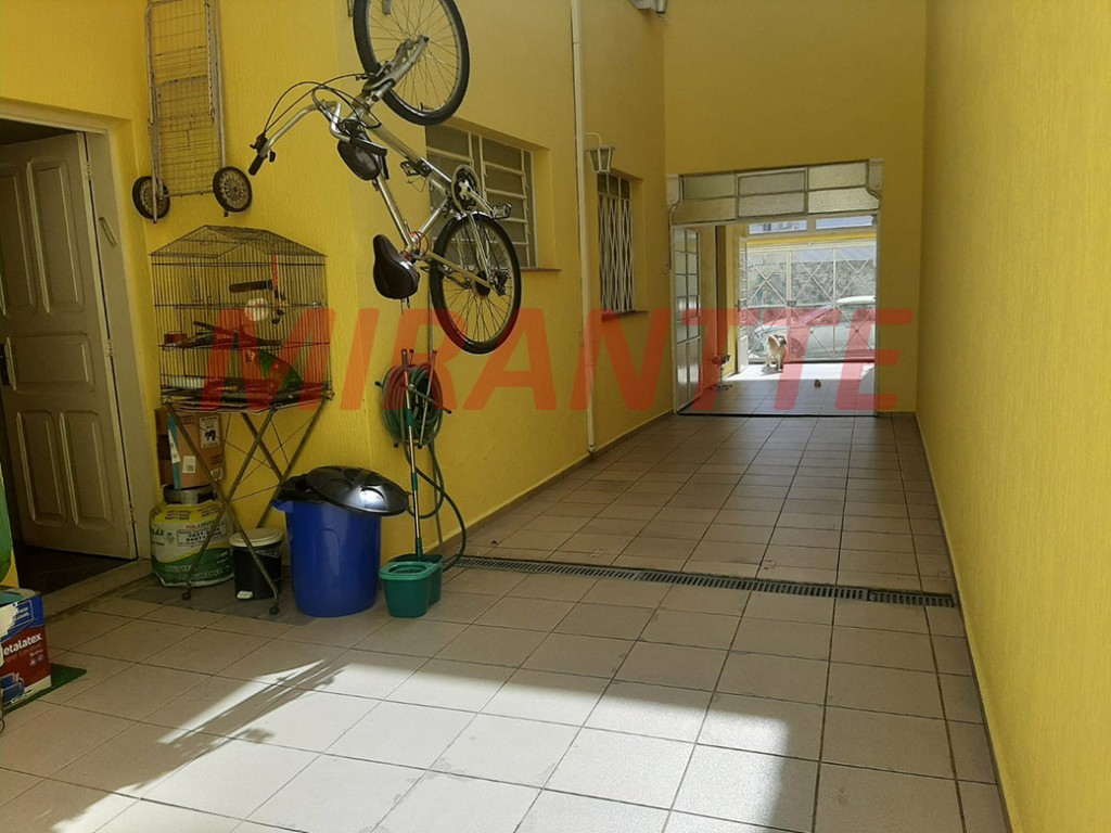 Sobrado de 200m² com 5 quartos em Santana