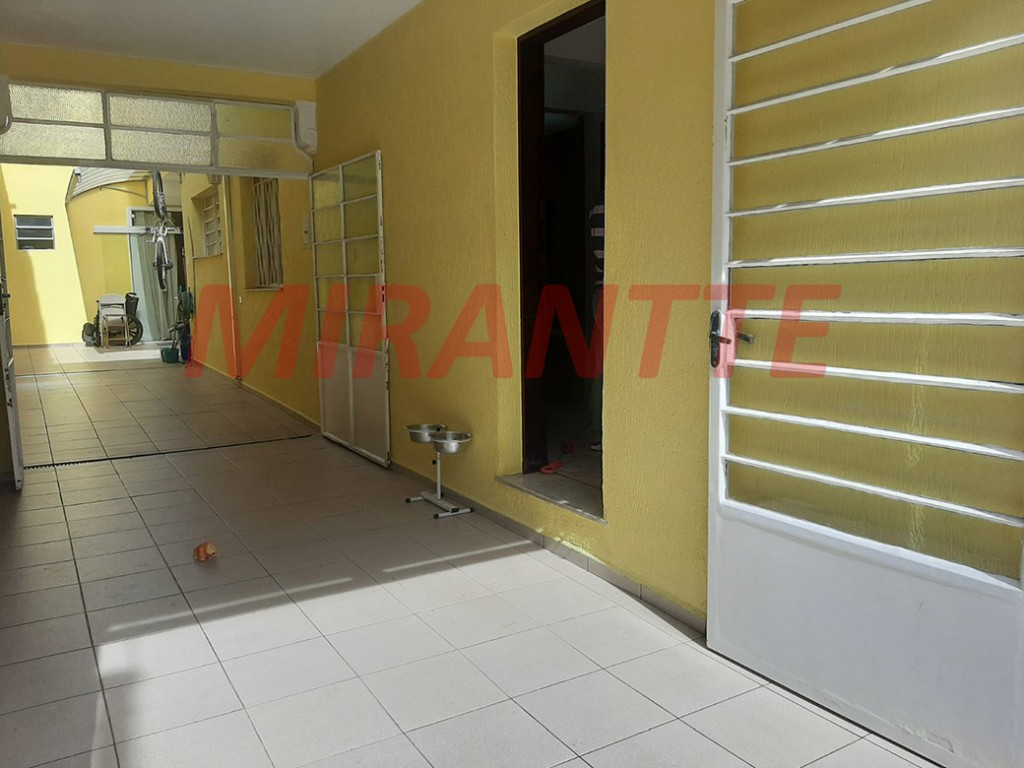 Sobrado de 200m² com 5 quartos em Santana
