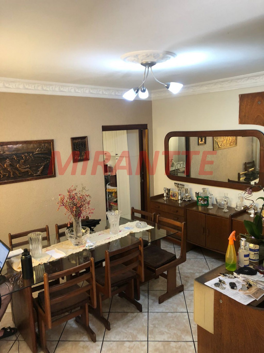 Sobrado de 200m² com 5 quartos em Santana
