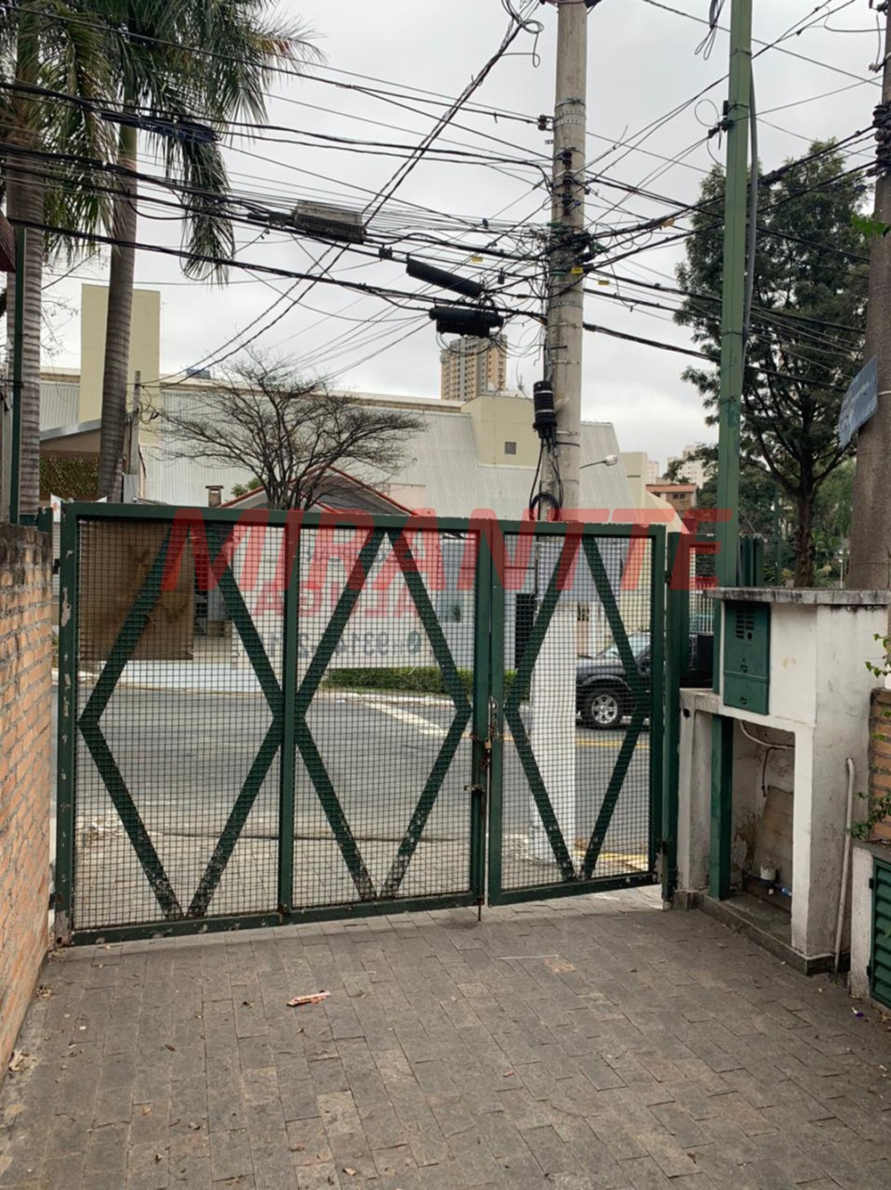 Comercial com 3 quartos em Santana