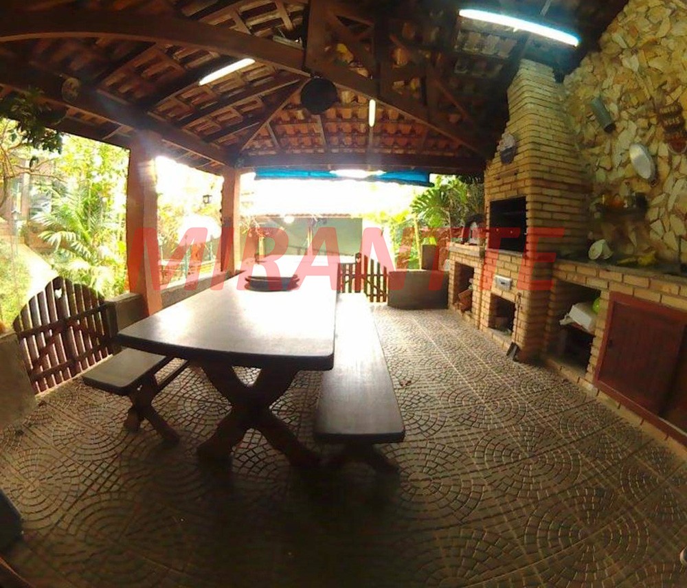 Casa terrea de 416m² com 3 quartos em Tremembe