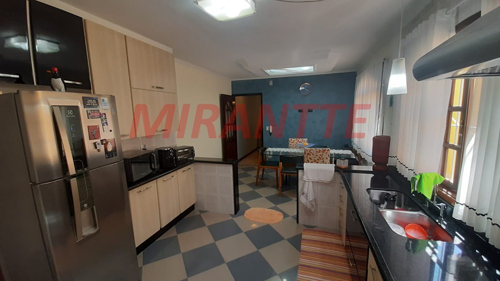 Sobrado de 127m² com 3 quartos em Vila Gustavo