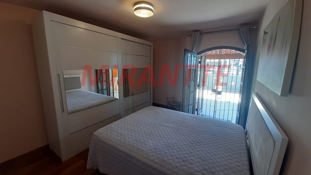 Sobrado de 127m² com 3 quartos em Vila Gustavo