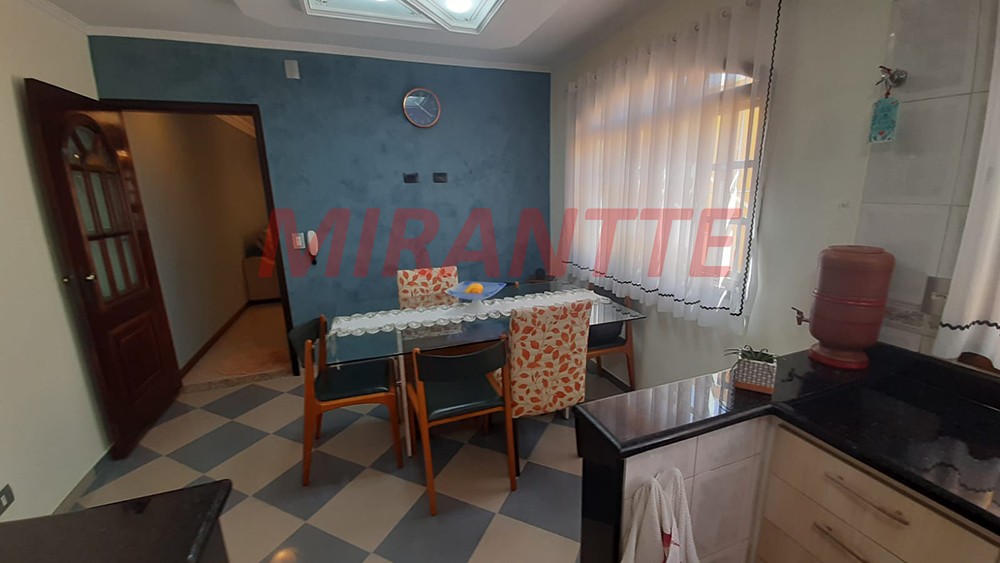 Sobrado de 127m² com 3 quartos em Vila Gustavo