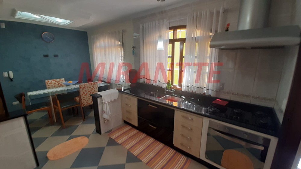 Sobrado de 127m² com 3 quartos em Vila Gustavo