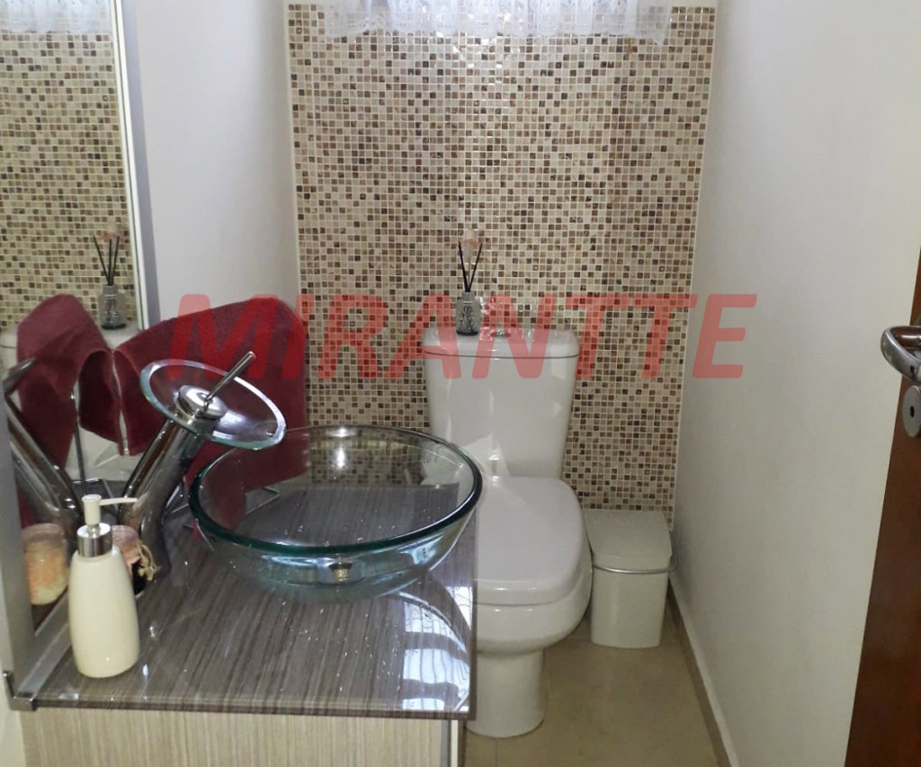 Sobrado de 120m² com 3 quartos em Parque Vitoria