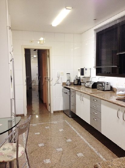 Apartamento de 365m² com 4 quartos em Santana