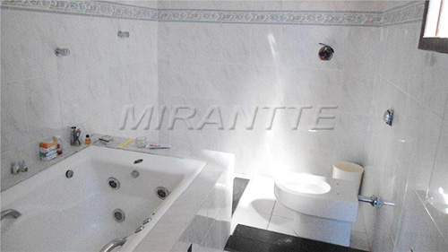 Sobrado de 1550m² com 3 quartos em Serra Da Cantareira