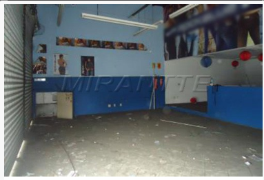 Comercial de 250m² em Santana