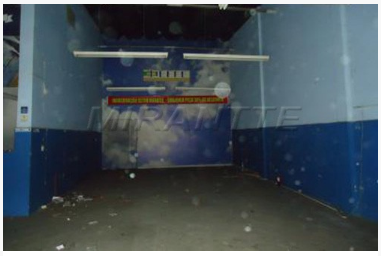 Comercial de 250m² em Santana
