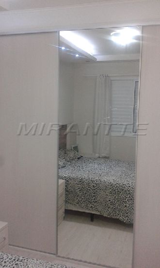 Apartamento de 49m² com 2 quartos em Vila Nova Cachoeirinha