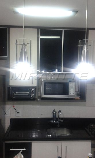 Apartamento de 49m² com 2 quartos em Vila Nova Cachoeirinha