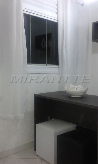 Apartamento de 49m² com 2 quartos em Vila Nova Cachoeirinha