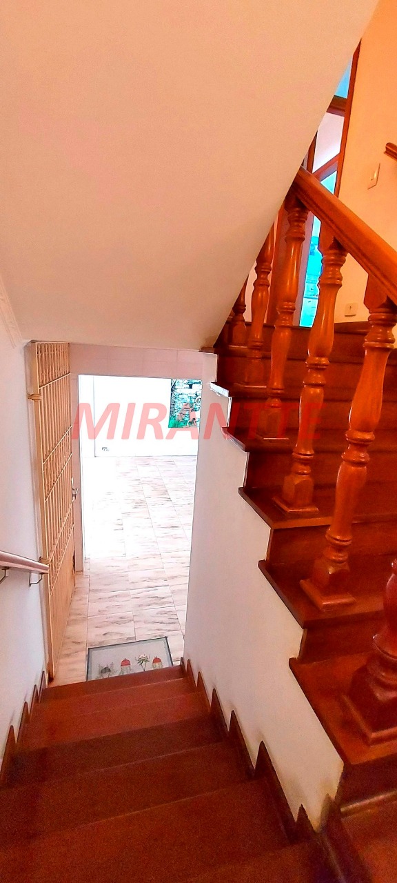 Sobrado de 318m² com 4 quartos em Tremembe