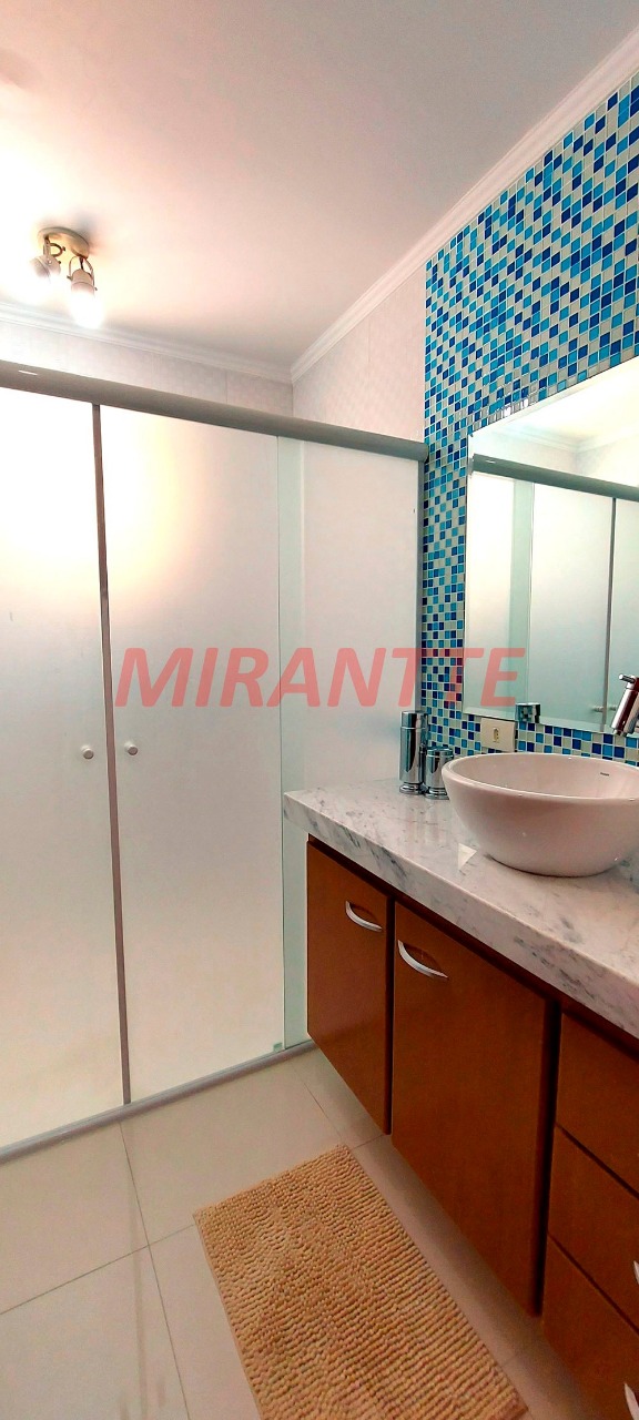 Sobrado de 318m² com 4 quartos em Tremembe