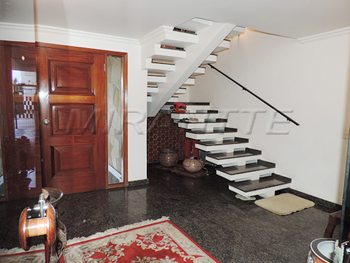 Sobrado de 400m² com 4 quartos em Santana