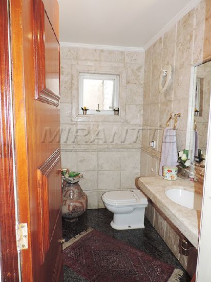 Sobrado de 400m² com 4 quartos em Santana