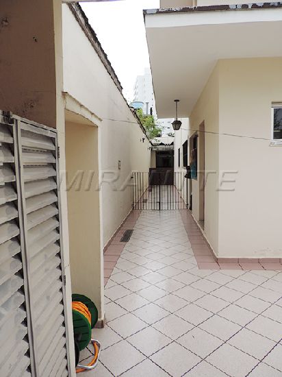 Sobrado de 400m² com 4 quartos em Santana