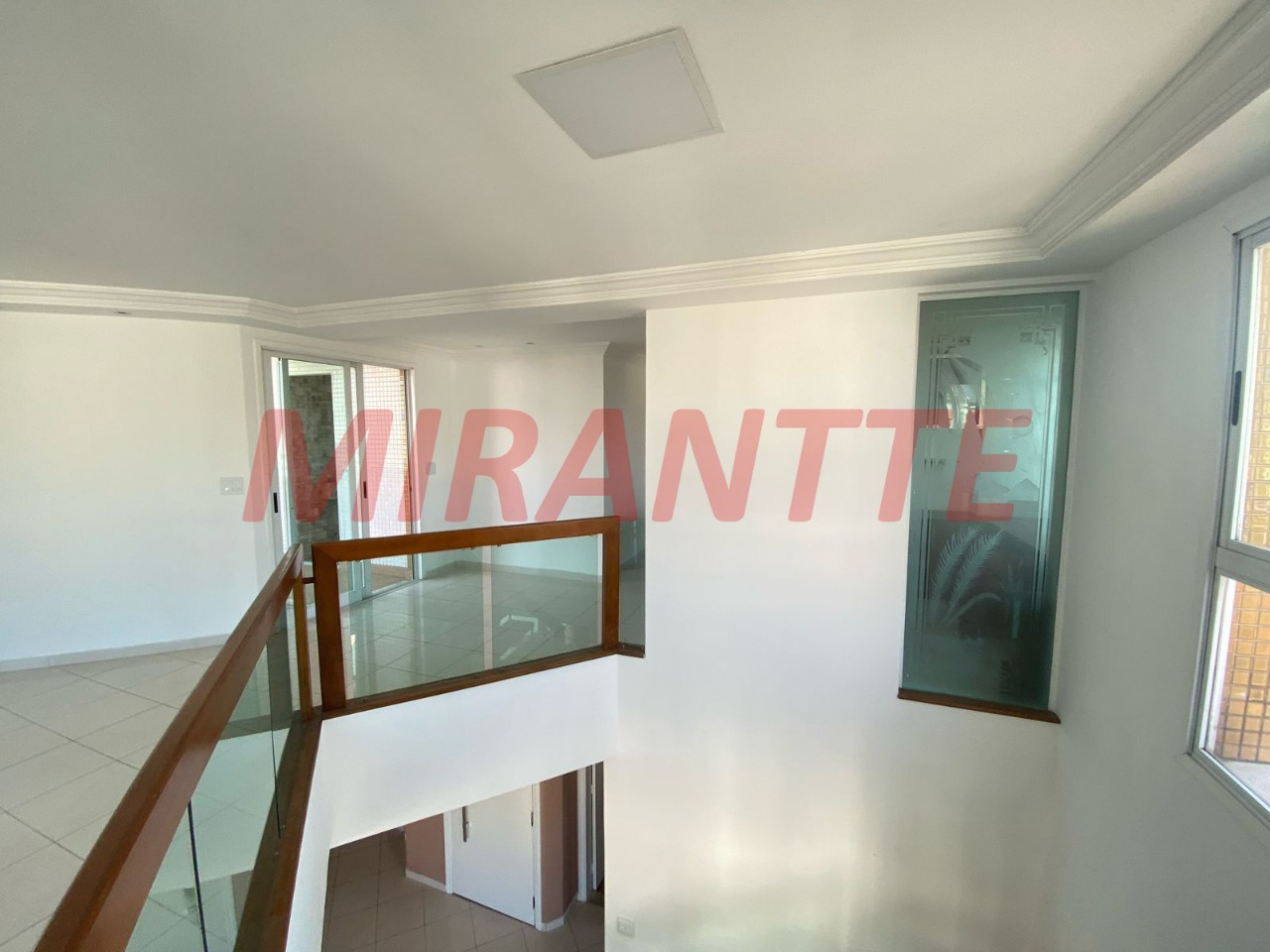 Cobertura de 217.33m² com 3 quartos em Santana