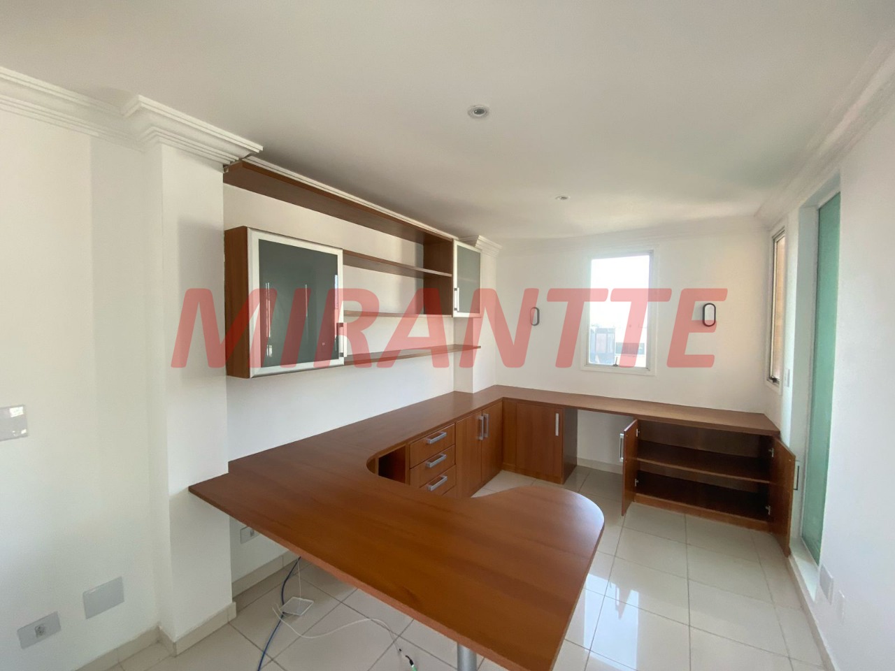 Cobertura de 217.33m² com 3 quartos em Santana