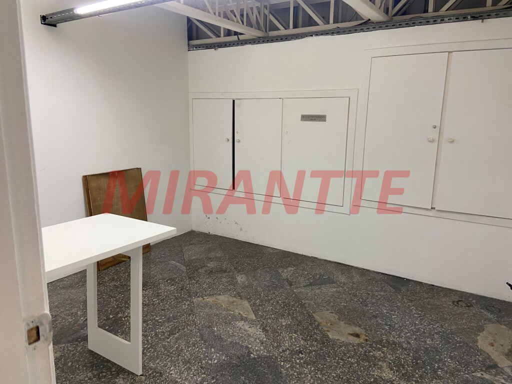 Galpao de 740m² em Santana